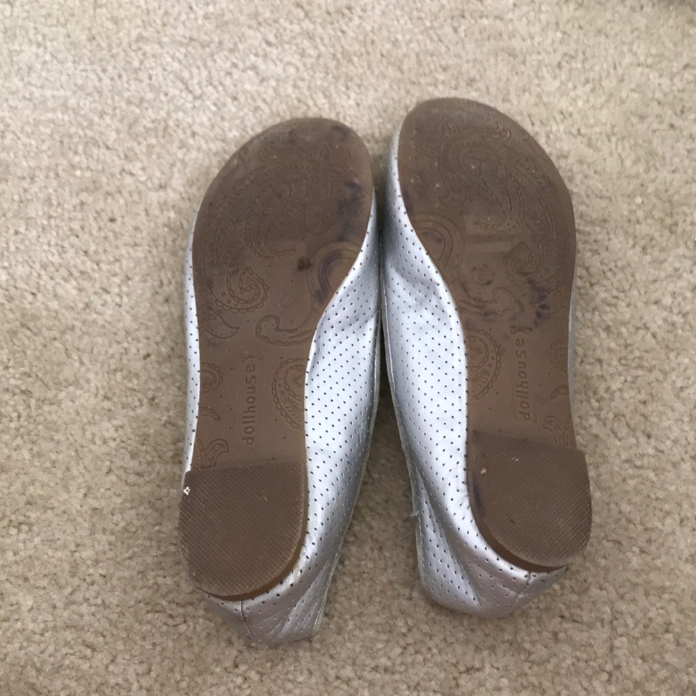 Silver flats - Picture 3 of 3